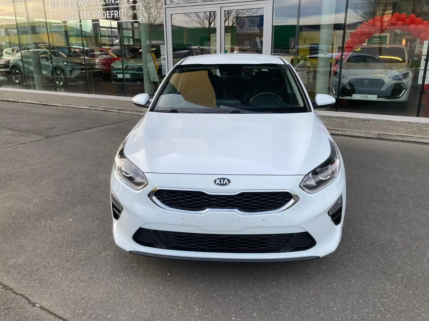 Kia Ceed / cee'd T-GDi Navi Edition ISG Weiß - 2