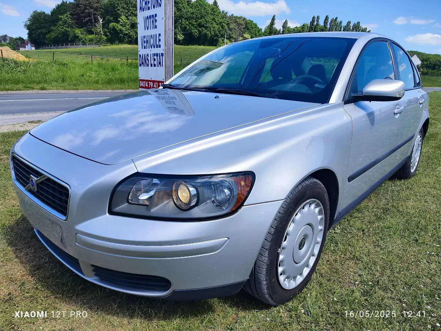 Volvo S40 2.0 Turbo - D Šedá - 1