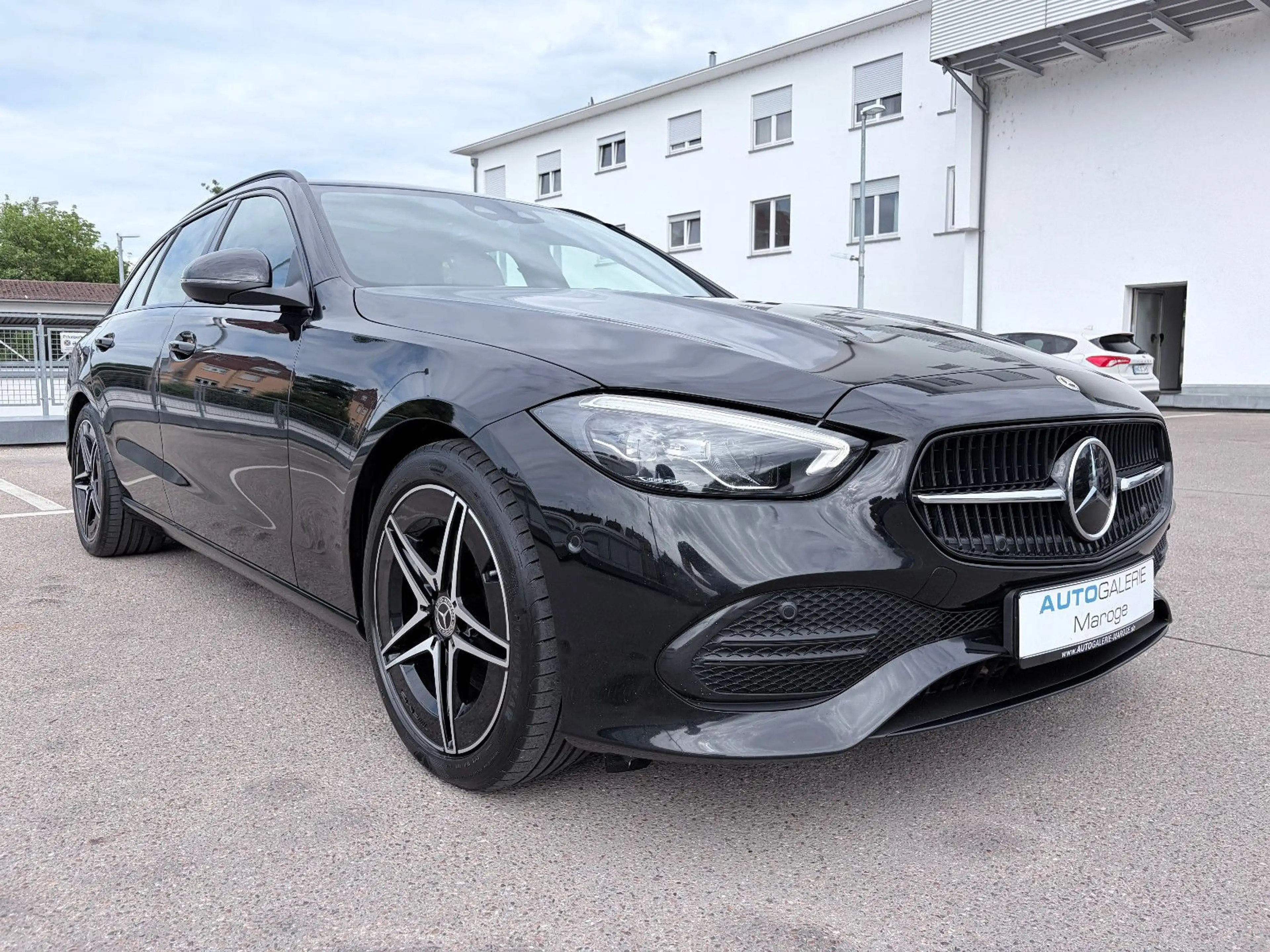 Mercedes-Benz C 200 T d 9G PANO/AHK/18"AMG/DISTRONIC/KAMERA — photo 3