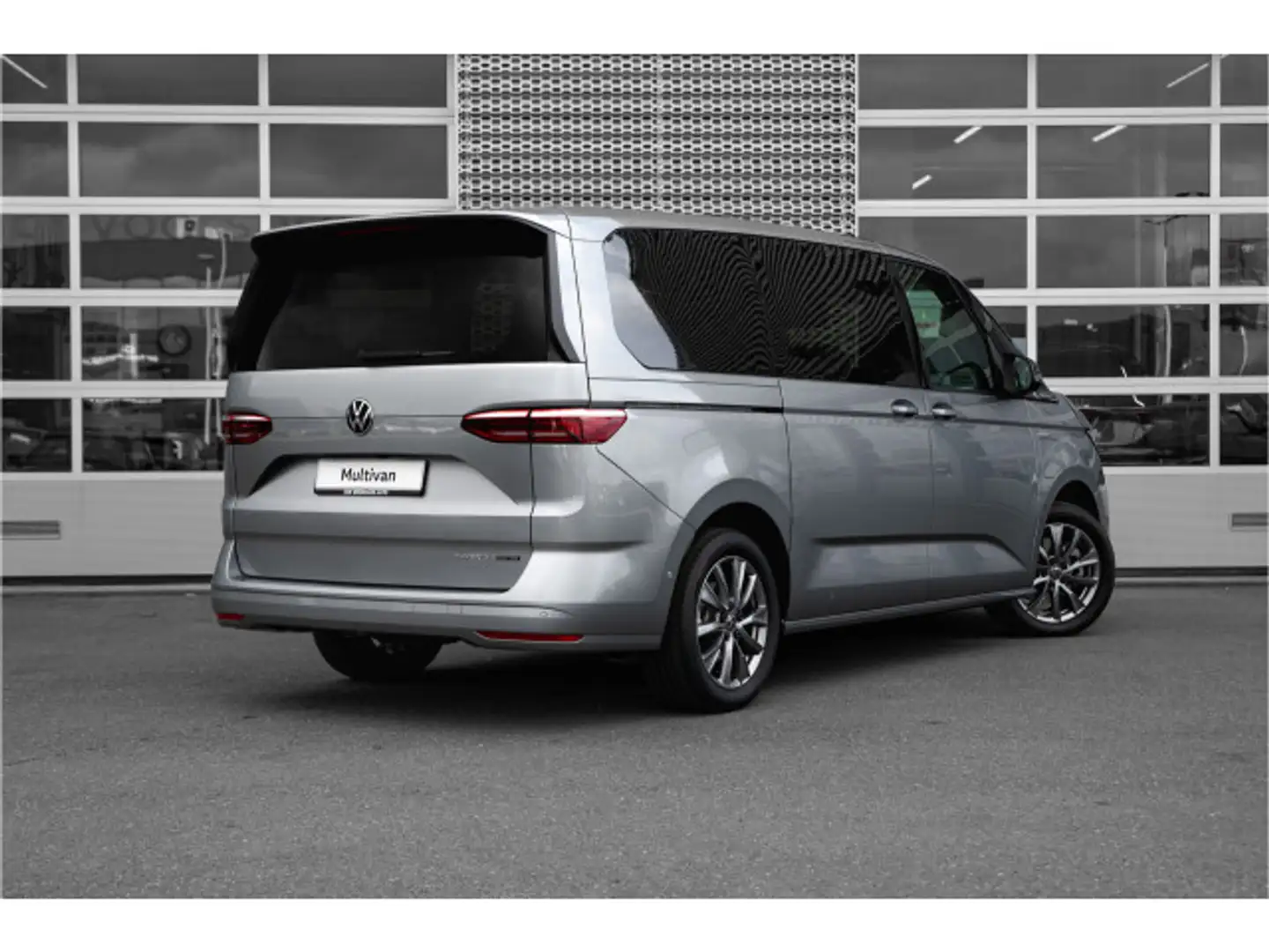 Volkswagen 1.5 eHybrid L2 Bulli Edition 4Motion Matrix | ACC Grijs - 2