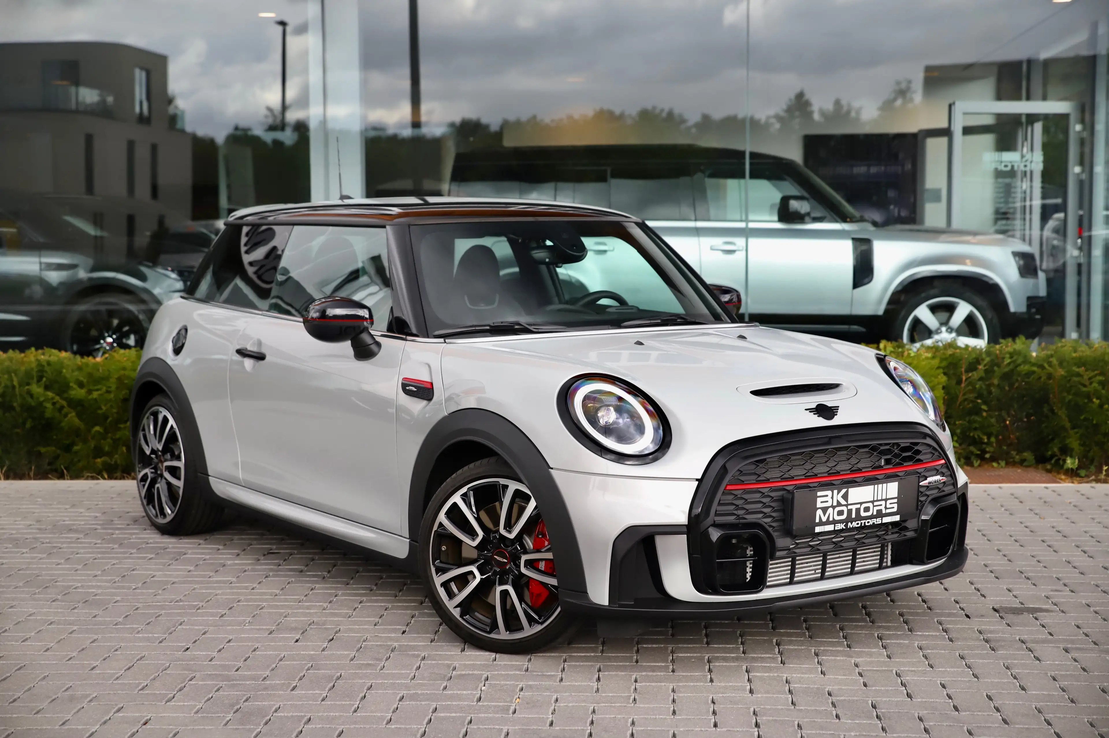 MINI John Cooper Works 2.0AS DCT - CarPlay - Adaptive LED - Cruise - DAB - Ambiant - Lane Assist - Navi - ...