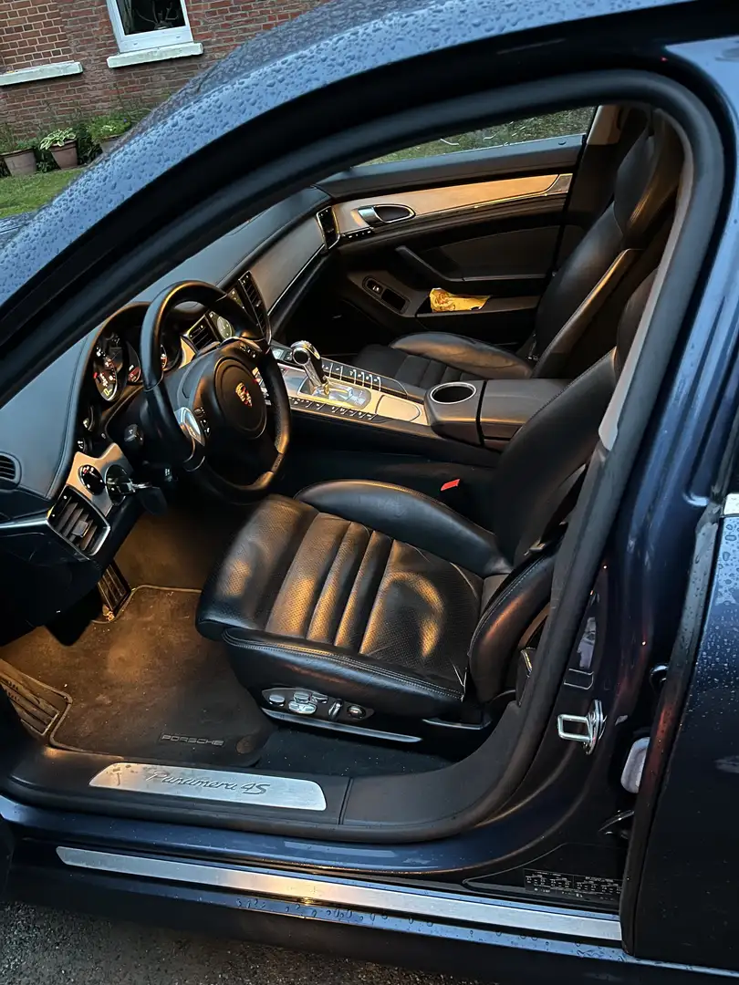 Porsche Panamera 4S PDK - 2