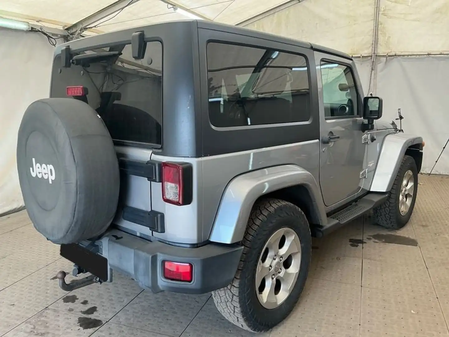 Jeep Wrangler 2.8CRD Sahara *AHK| Navi| Sitzheizung* Grau - 2