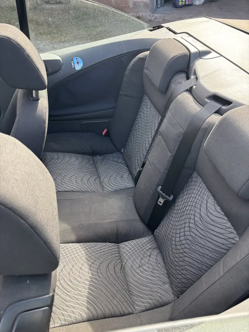 Ford Focus CC 1.6i Trend - 1