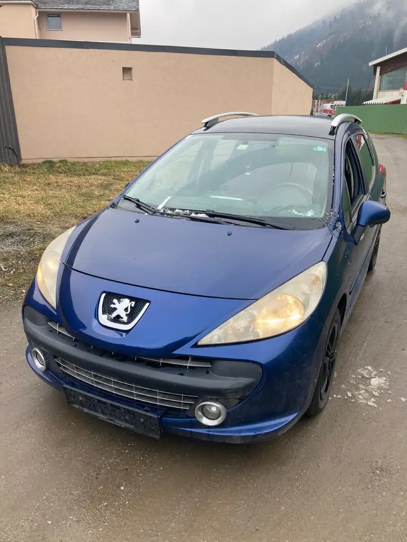 Peugeot 207 Active 1,4 Schwarz - 1