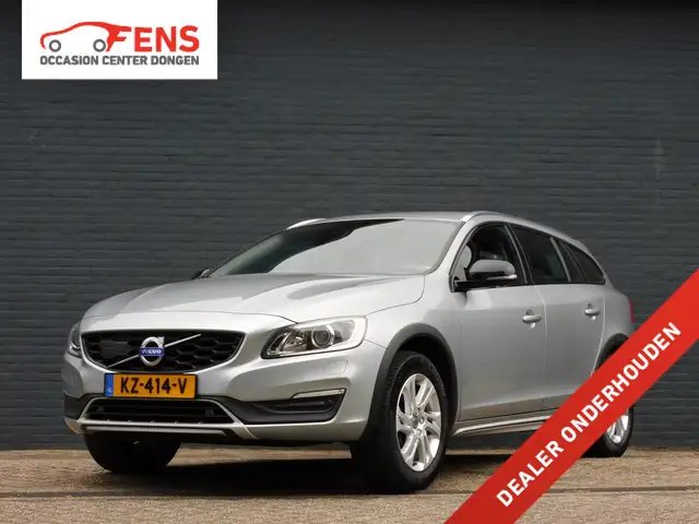 Volvo V60 Cross Country 2.0 D3 Momentum TOPSTAAT! DEALER ONDERHOUDEN! STOE