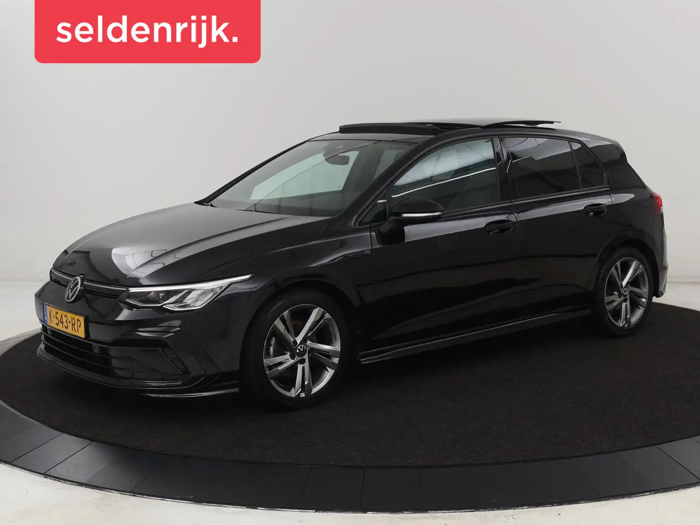 Volkswagen Golf 1.5 TSI R-Line | Panoramadak | Carplay | Sportstoe Zwart - 1