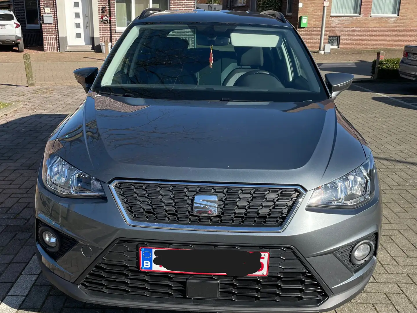 SEAT Arona Style 1.0 TSI 95pk Argintiu - 1