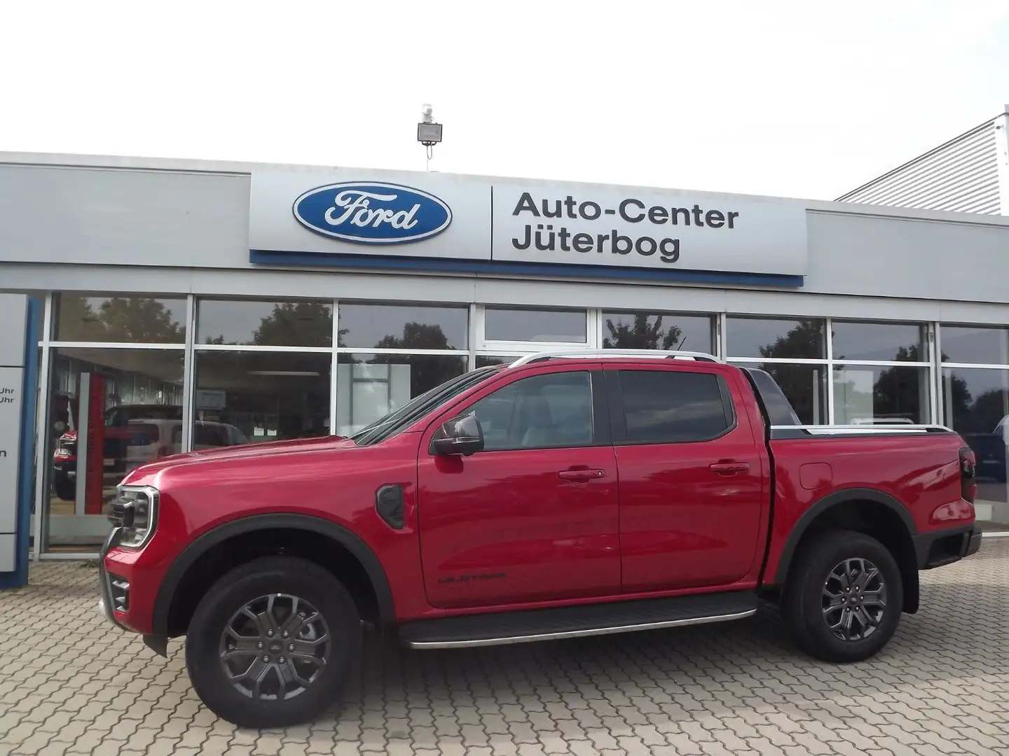 Ford Ranger Wildtrak e-4WD Doppelkabine*elektr.Rollo* Rot - 1