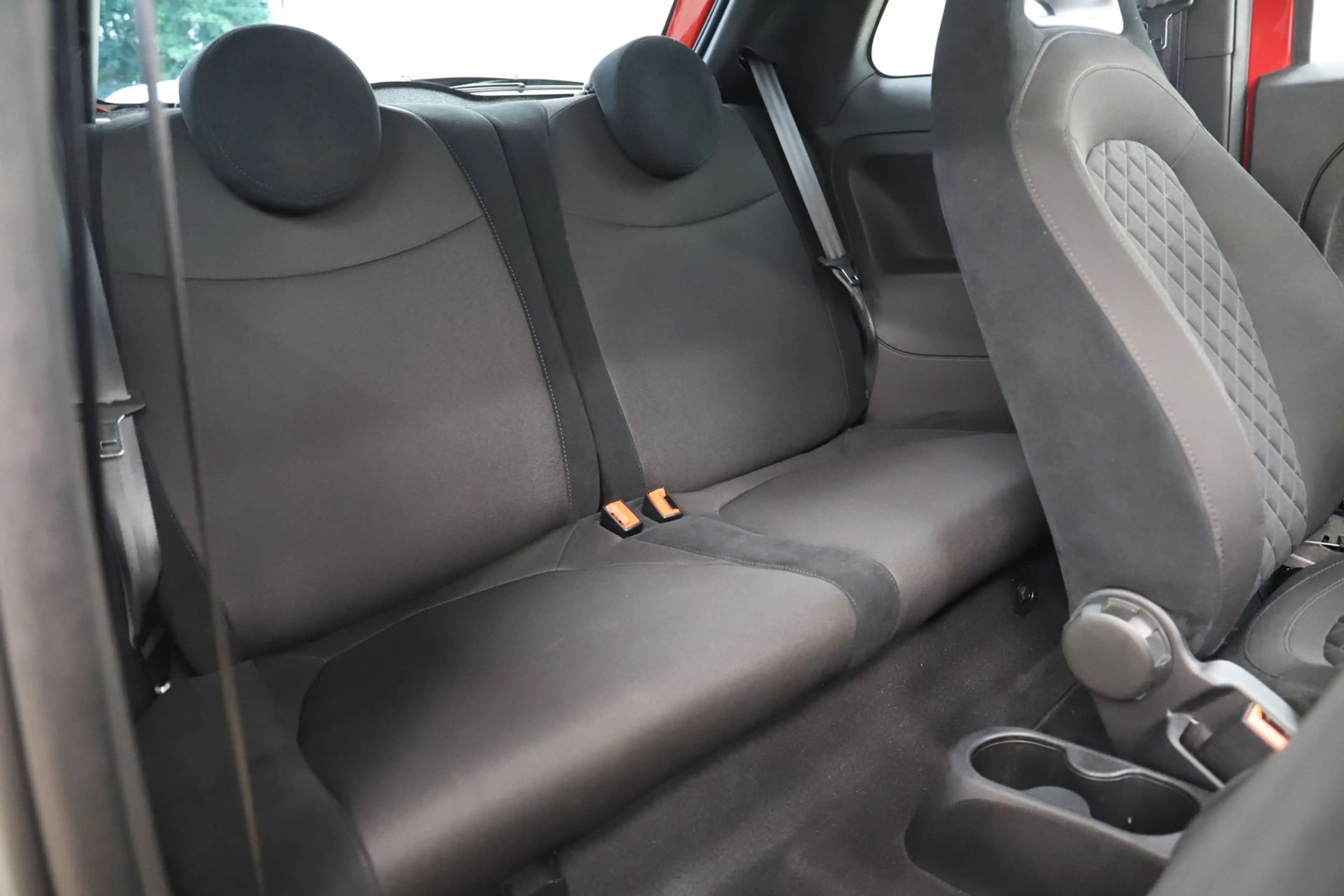 Abarth 595 1.4 T-Jet 165PS Automatik Carplay Beats — photo 12