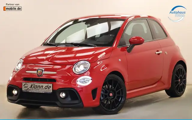 Abarth 595 view 3