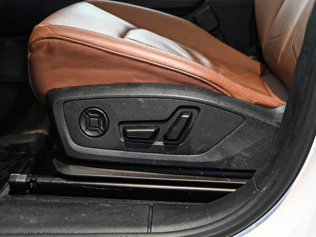Audi Q3 снимка Audi Q3