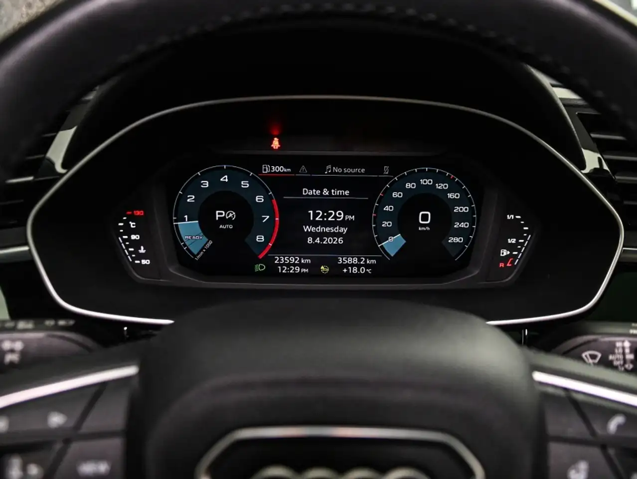 Audi Q3 снимка Audi Q3