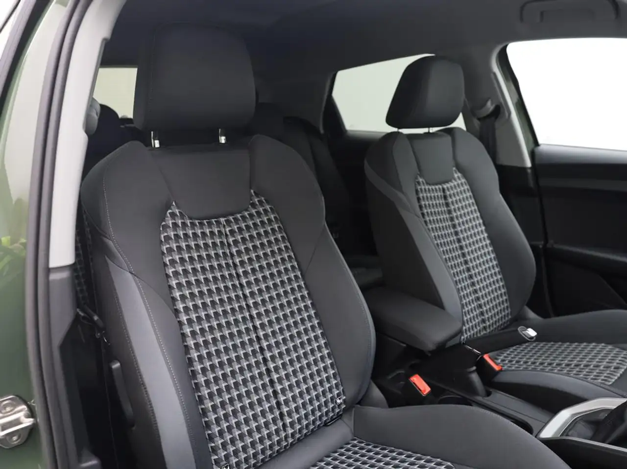 Audi A1 allstreet Business Edition 30 TFSI 116 PK S-tronic / Cruise Control / PDC / Apple Carplay 7