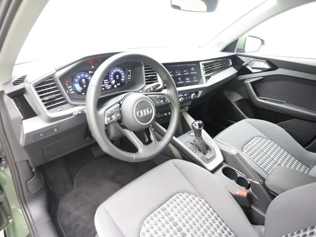 Audi A1 allstreet Business Edition 30 TFSI 116 PK S-tronic / Cruise Control / PDC / Apple Carplay 16