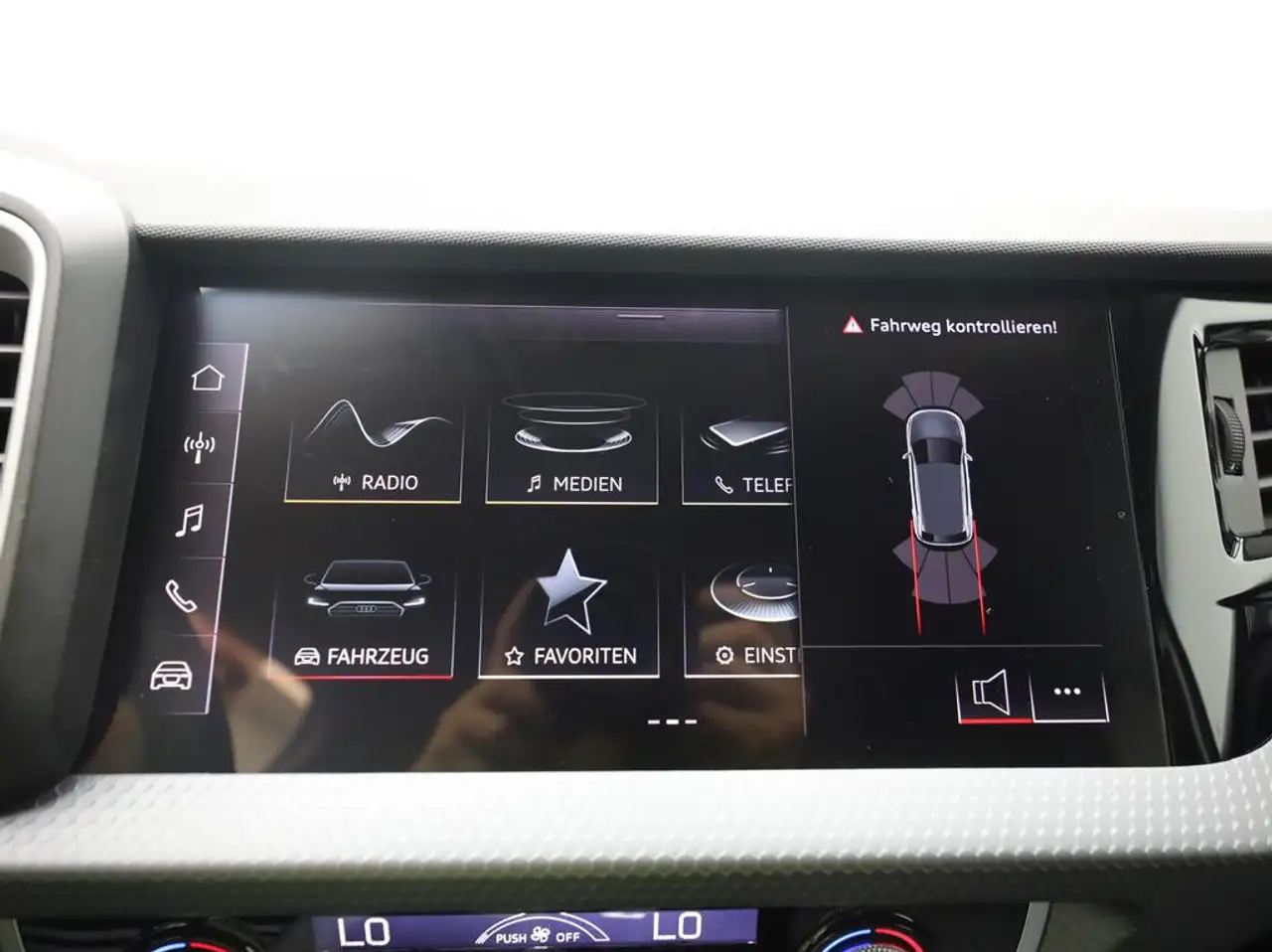 Audi A1 allstreet Business Edition 30 TFSI 116 PK S-tronic / Cruise Control / PDC / Apple Carplay 11