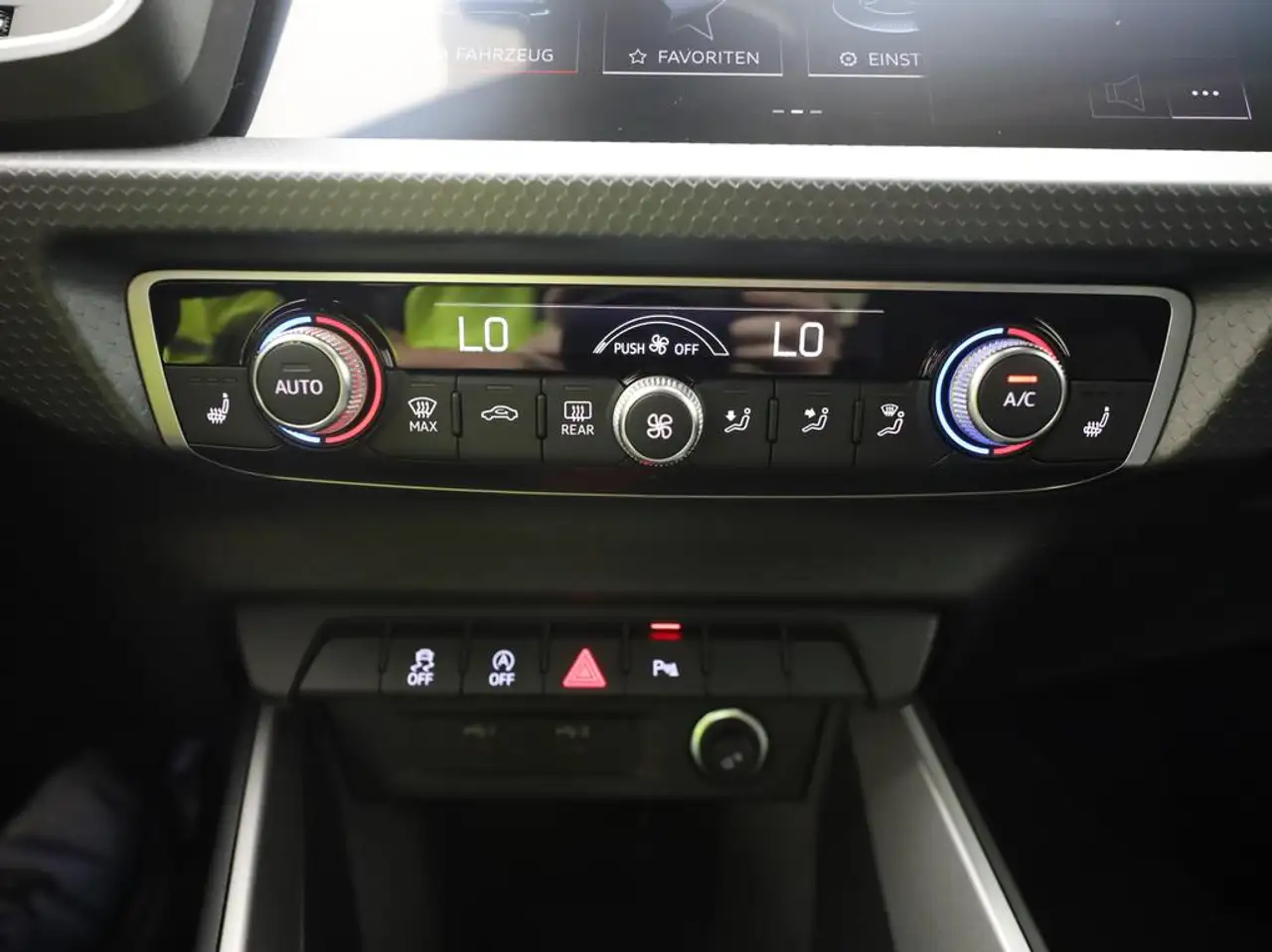 Audi A1 allstreet Business Edition 30 TFSI 116 PK S-tronic / Cruise Control / PDC / Apple Carplay 17