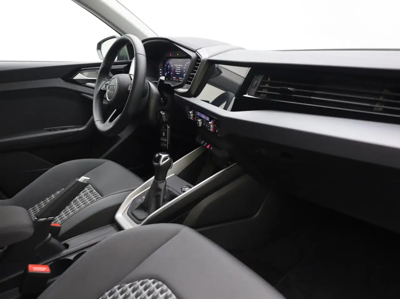 Audi A1 allstreet Business Edition 30 TFSI 116 PK S-tronic / Cruise Control / PDC / Apple Carplay 3