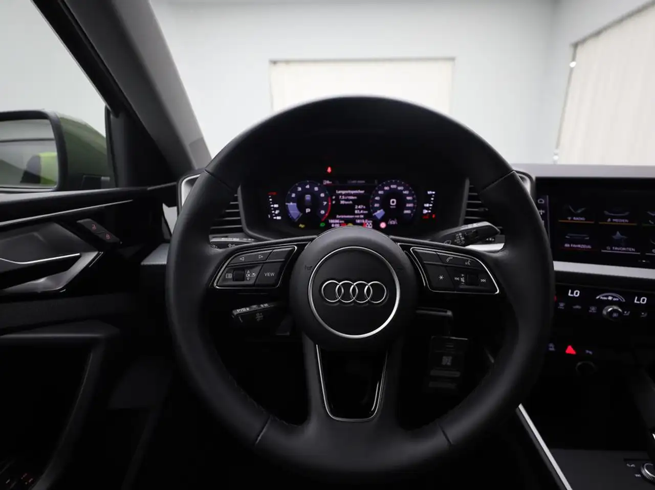 Audi A1 allstreet Business Edition 30 TFSI 116 PK S-tronic / Cruise Control / PDC / Apple Carplay 9