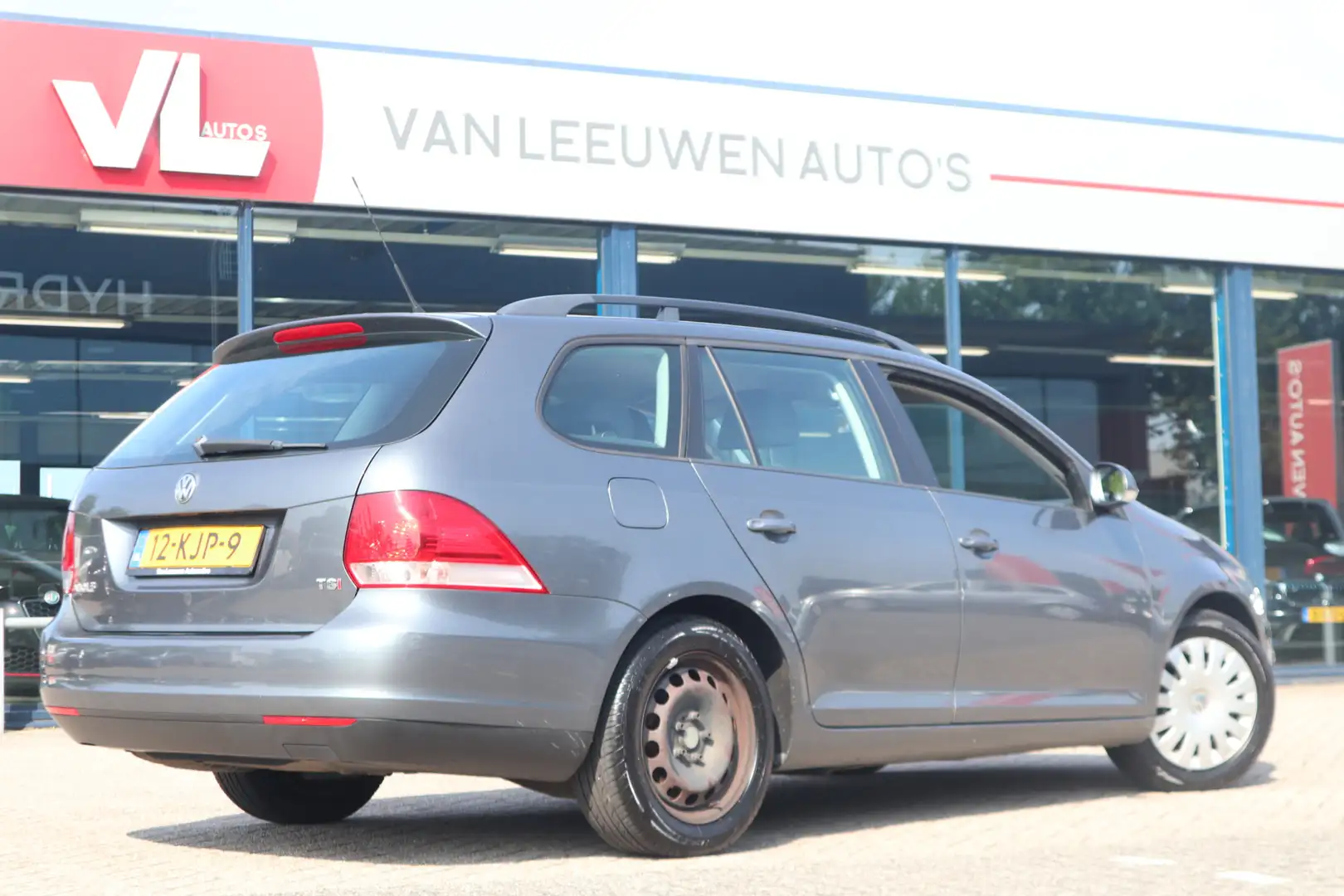 Volkswagen Golf Variant 1.4 TSI Trendline | Airco | Radio CD | APK 12-06-2 Grijs - 2