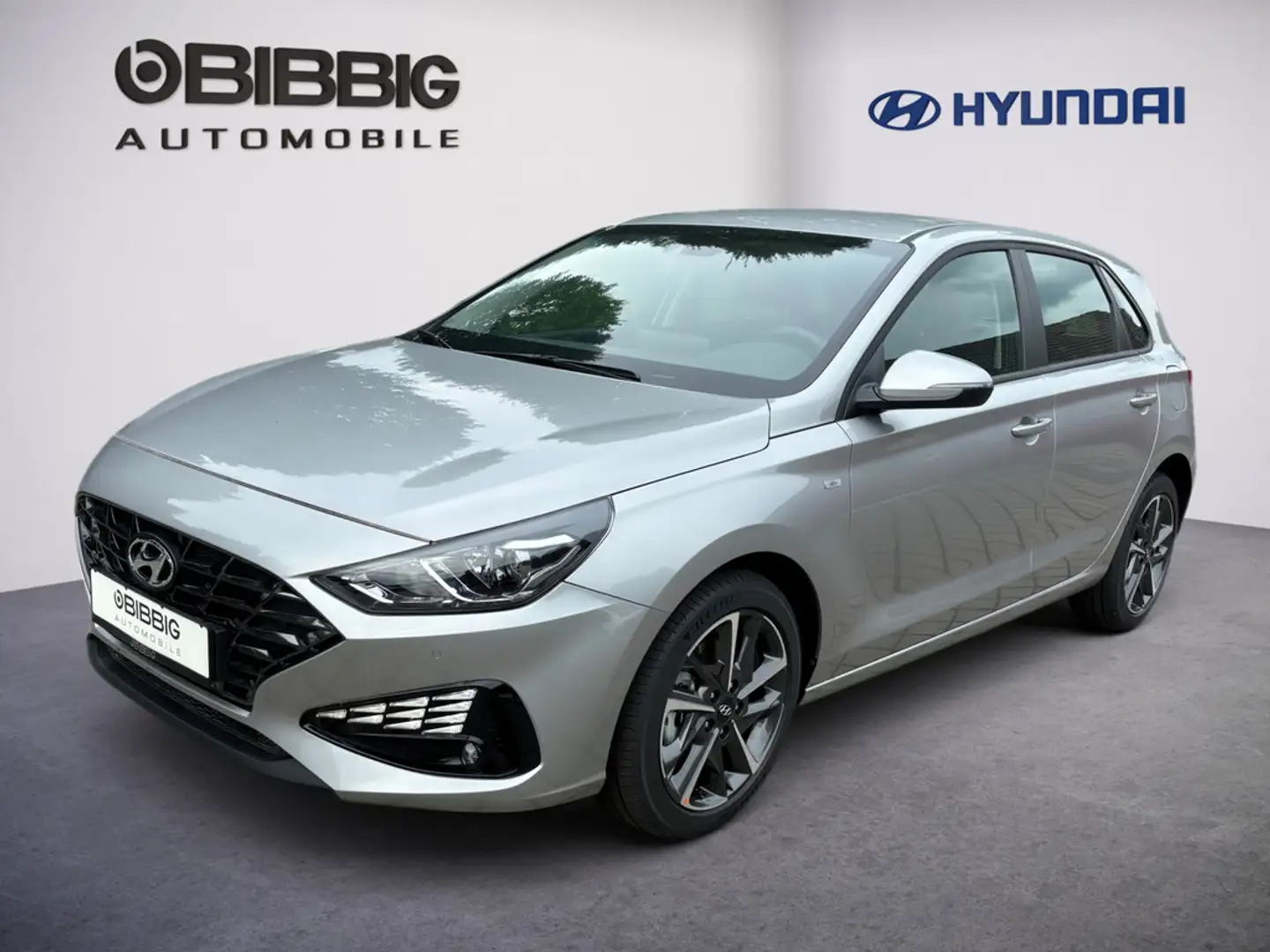 Hyundai i30 1.0T Trend 7-DCT PDC SHZ KAMERA NAVI Plateado - 1