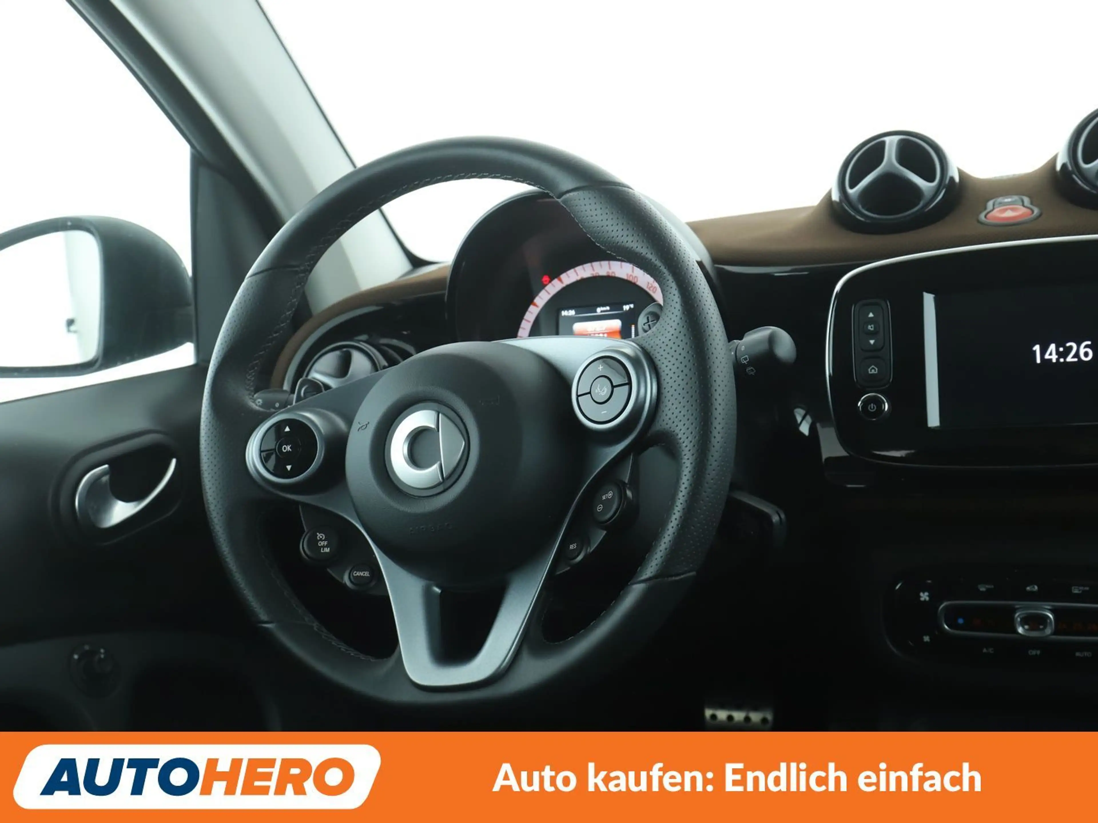 smart forTwo 0.9 Turbo Perfect Aut.*TEMPO*PANO*CAM*SHZ* — photo 13
