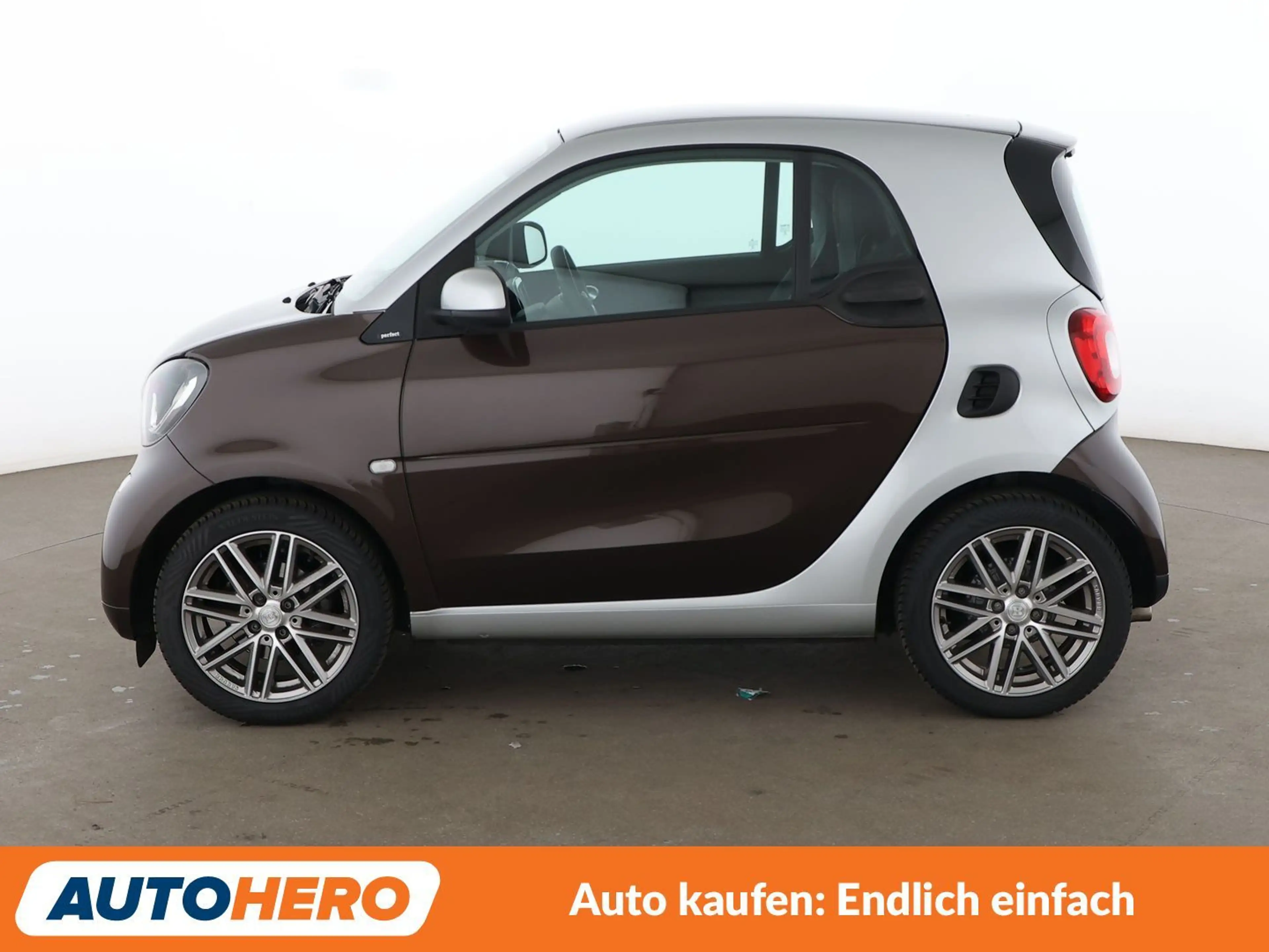 smart forTwo 0.9 Turbo Perfect Aut.*TEMPO*PANO*CAM*SHZ* — photo 3