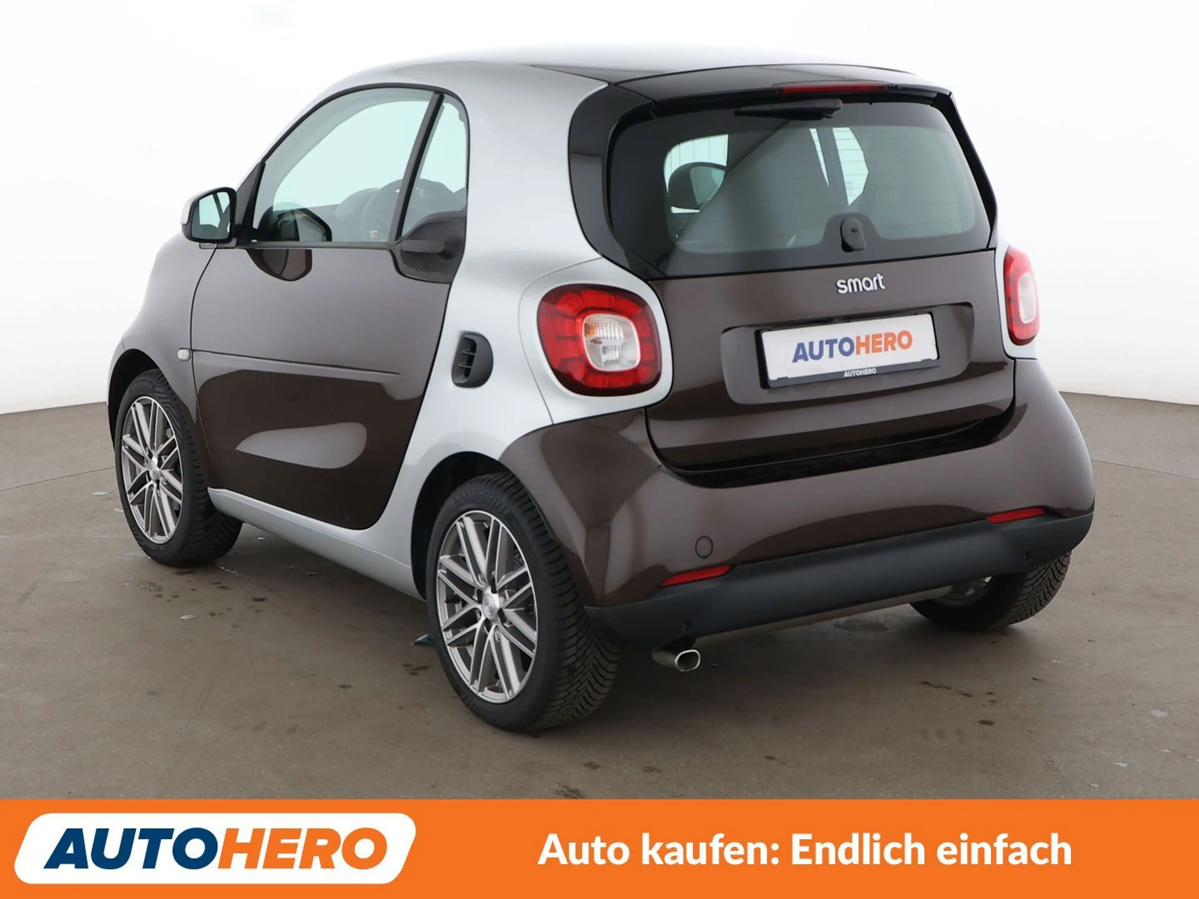 smart forTwo 0.9 Turbo Perfect Aut.*TEMPO*PANO*CAM*SHZ* — photo 4