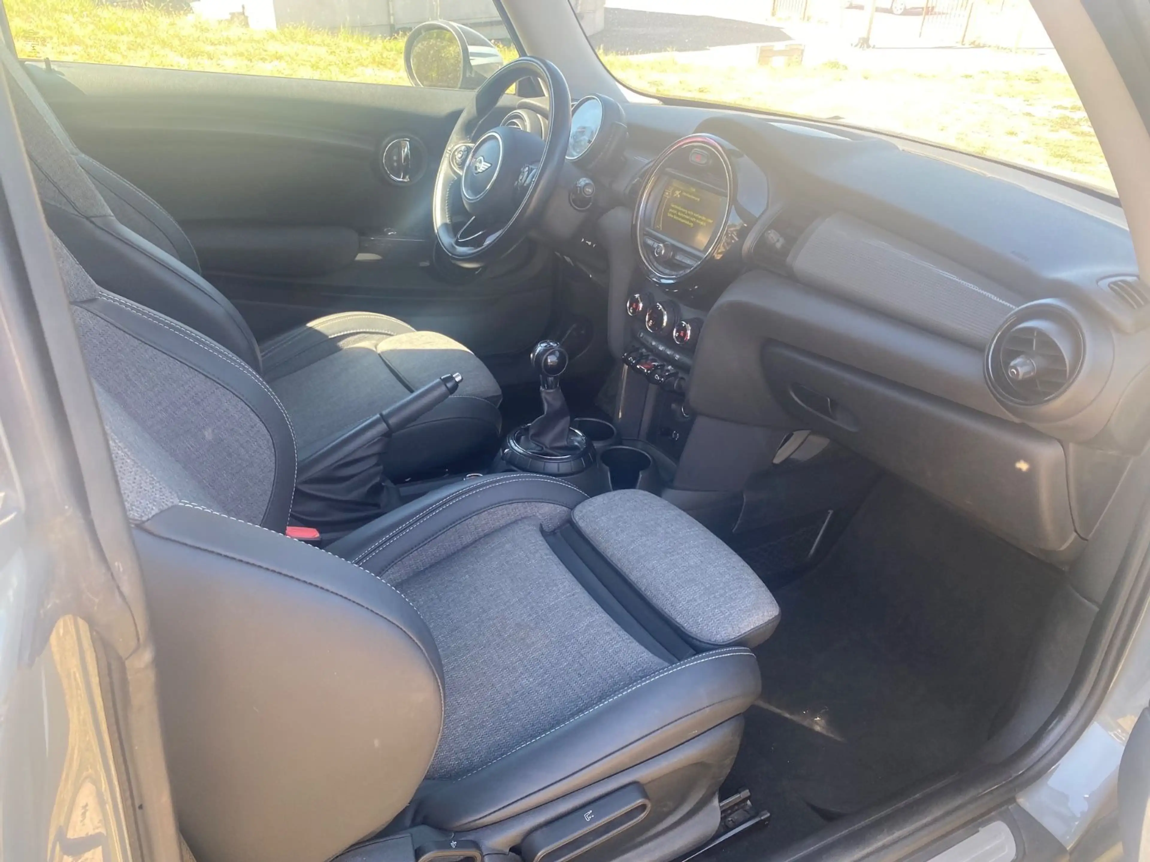 MINI Cooper D Mini 3-trg. Cooper D Sport NAVI Leder — photo 10