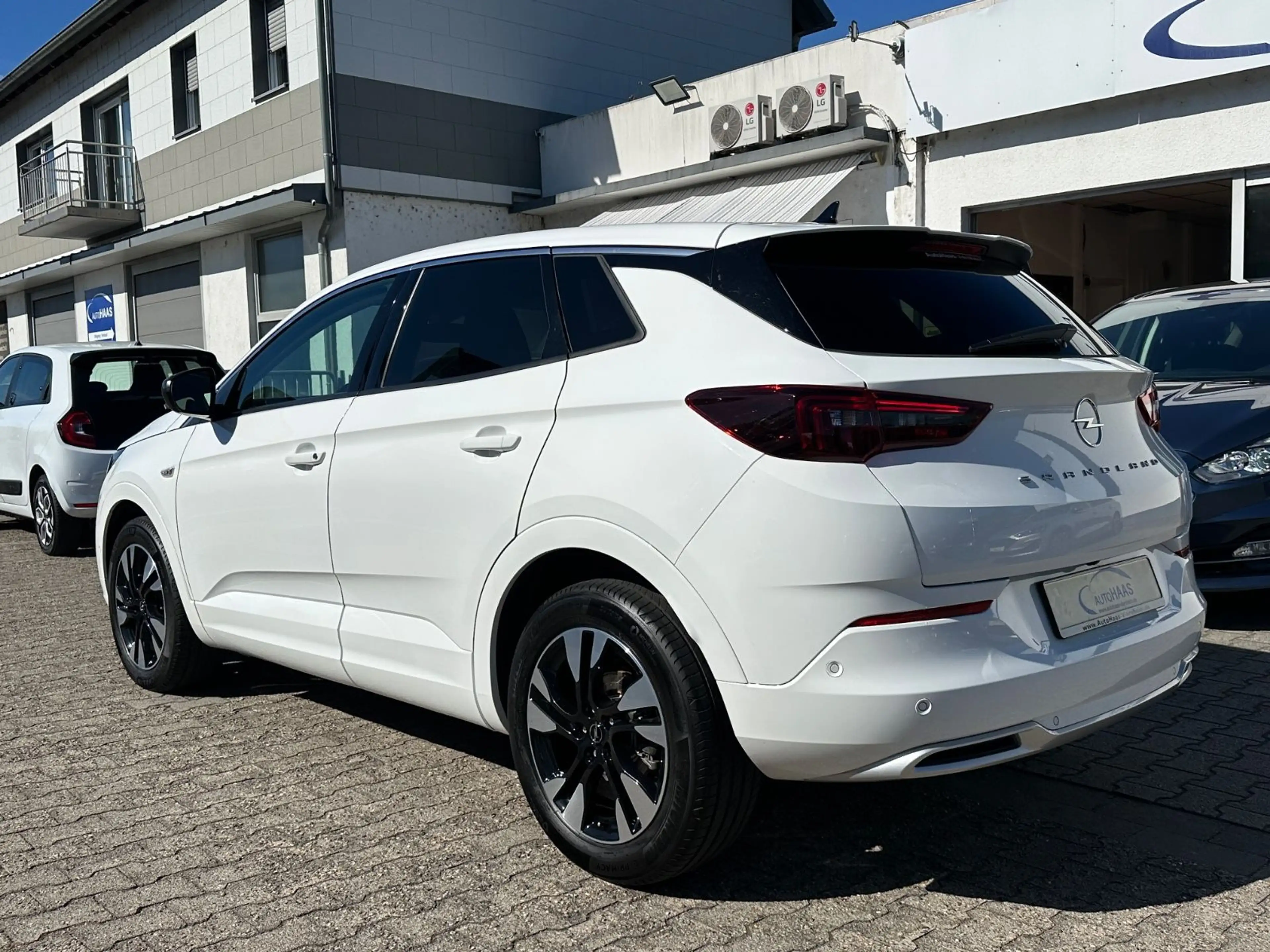 Opel Grandland X Grandland Elegance*AHK*Pixel LED*R-CAM*Ass. Pak. — photo 2