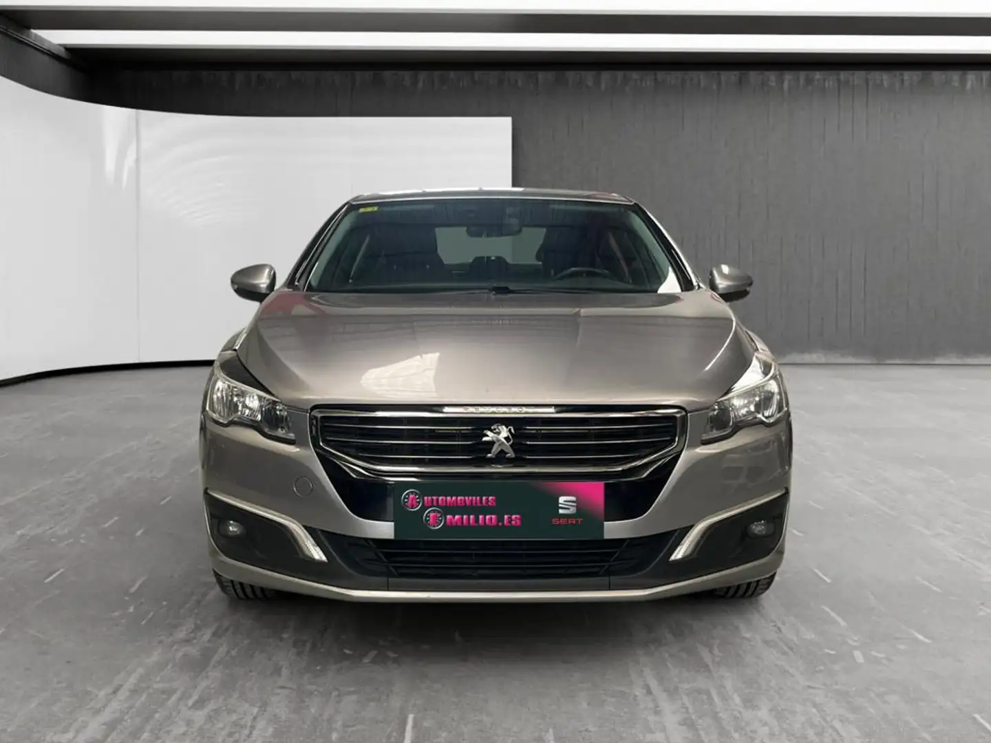 Peugeot 508 1.6BlueHDI Active 120 Silber - 2