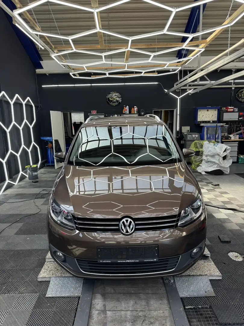 Volkswagen Touran Highline 1,6 BMT TDI DPF - 1