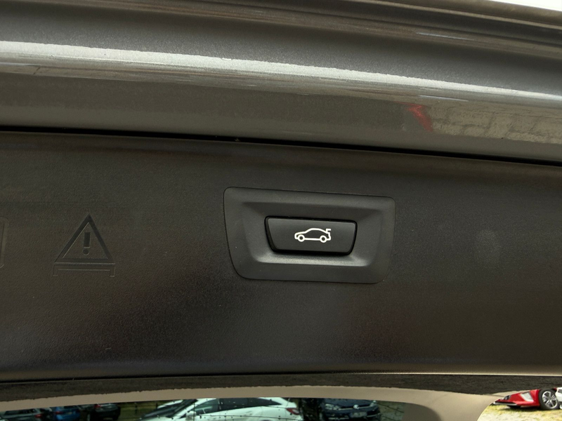 BMW 525 d Touring, Aut., AHK, Navi, SEHR GEPFLEGT — photo 12