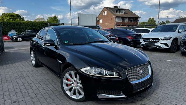 Imagine Jaguar XF 3.0 V6 Diesel | PANO | XENON | R.KAMERA|LEDER