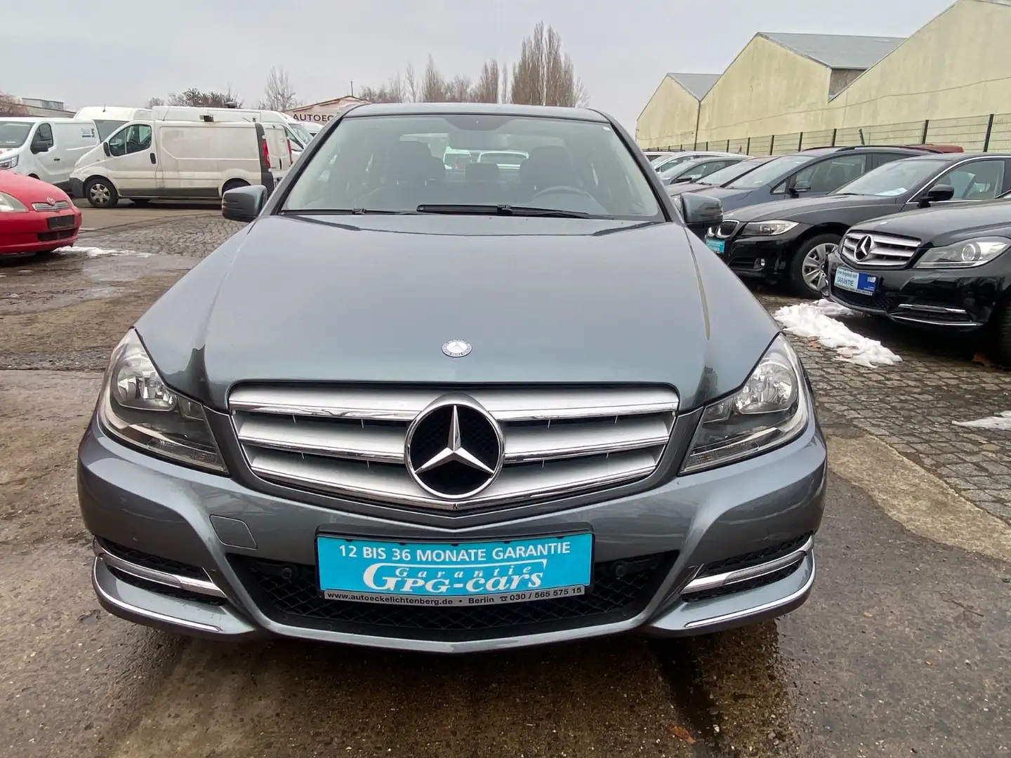 Mercedes-Benz C 200 CGI "Avantgarde" Facelift+Navi+Leder+PDC Plateado - 2