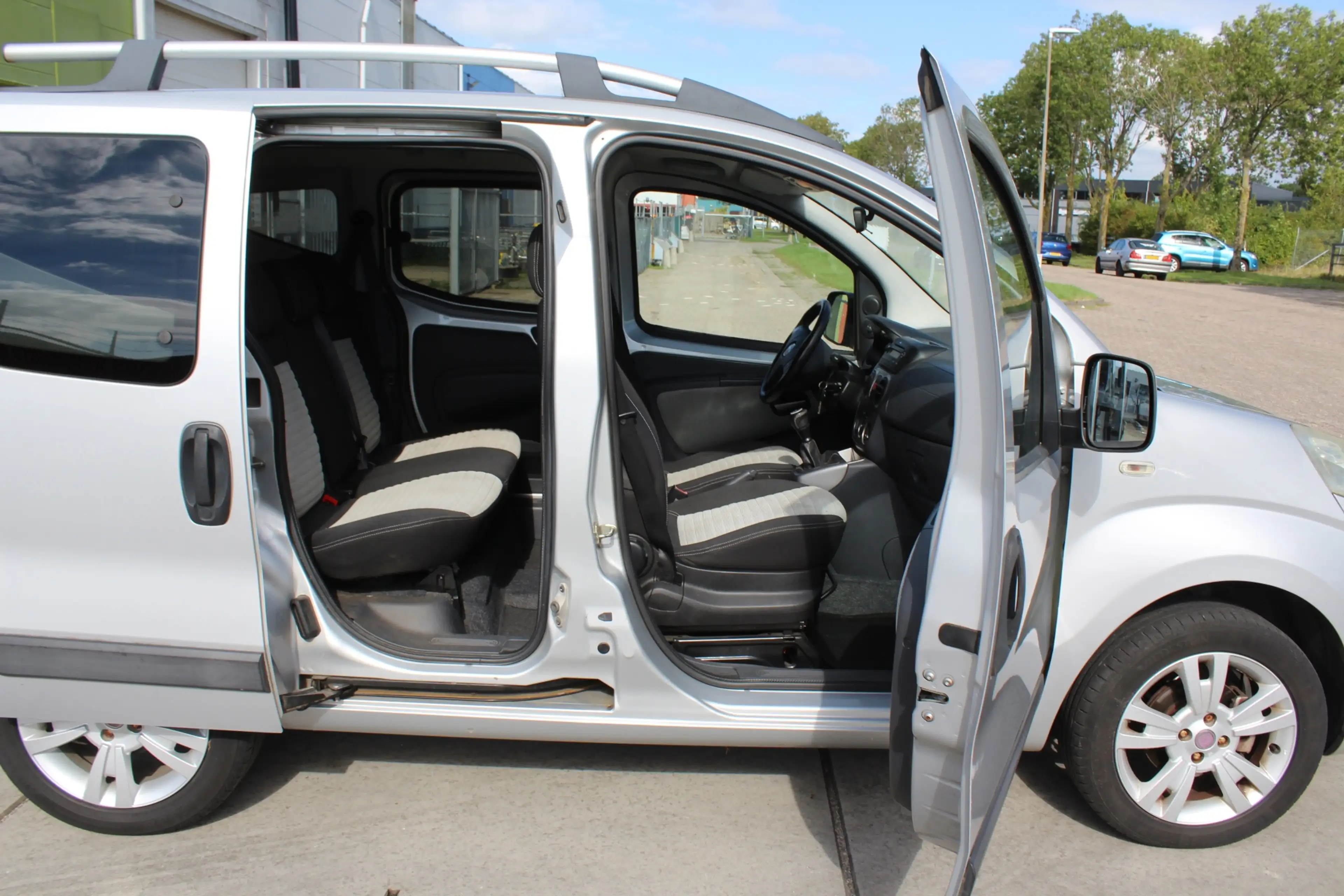 Fiat Qubo 1.4 Dynamic LAGE KM NETTE 5 PERS DUBBELE SCHUIFDEU — photo 5