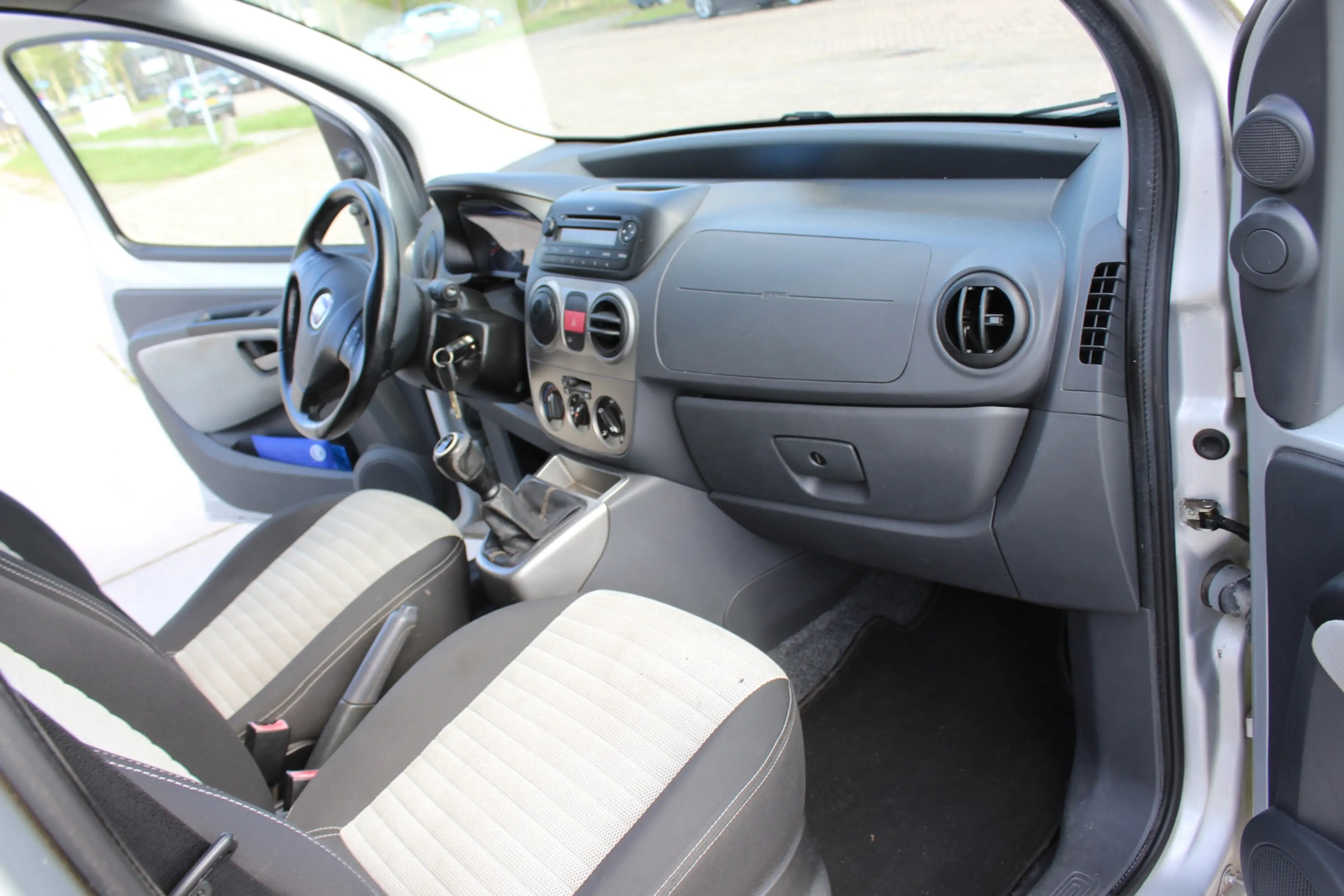 Fiat Qubo 1.4 Dynamic LAGE KM NETTE 5 PERS DUBBELE SCHUIFDEU — photo 26