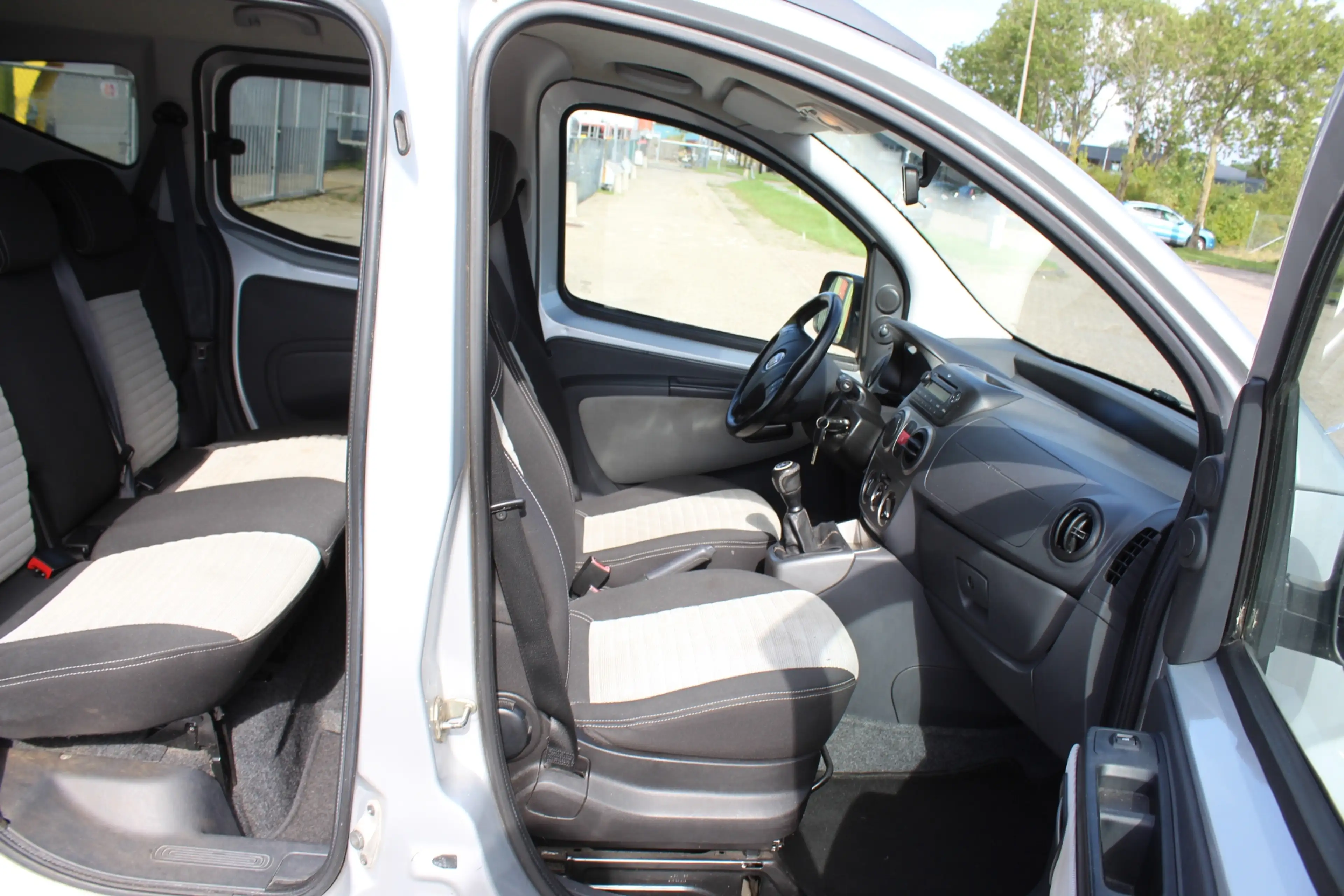 Fiat Qubo 1.4 Dynamic LAGE KM NETTE 5 PERS DUBBELE SCHUIFDEU — photo 23