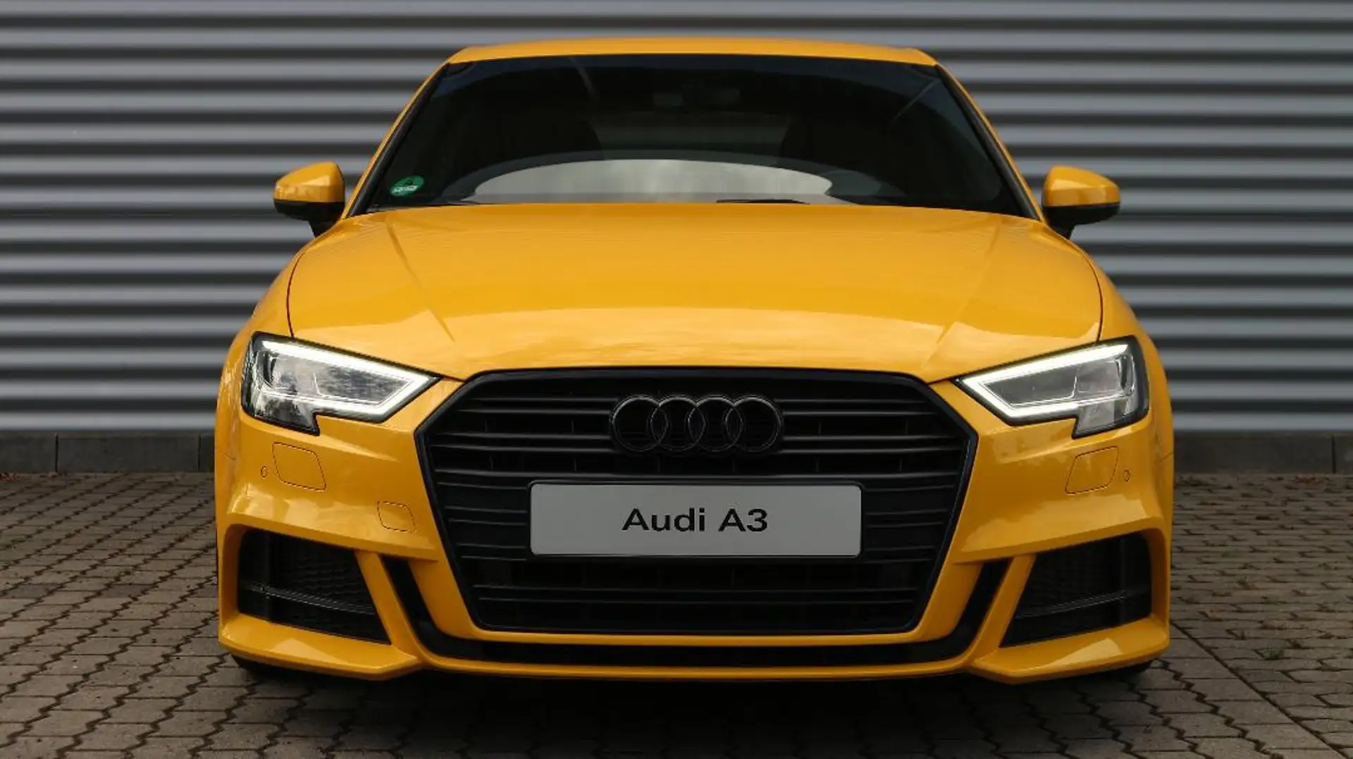 Audi A3 Sportback S line Gewindefahrwerk,LED,Navi u.v.m. Gelb - 2