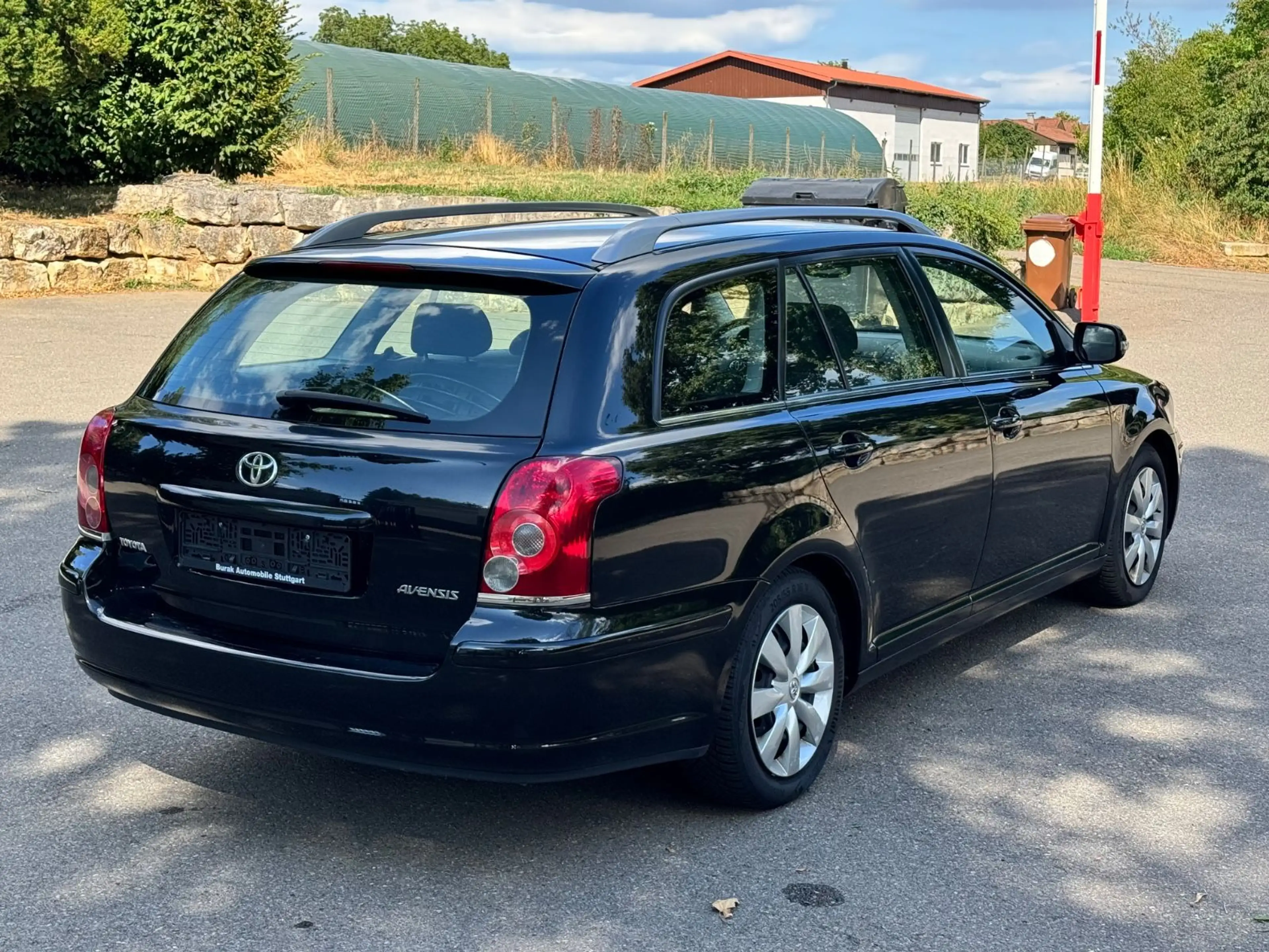 Toyota Avensis Kombi 1.8 Sol /1-Hand/Scheckheftgepflegt — photo 13