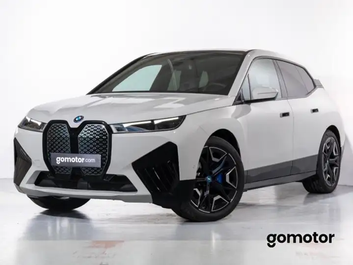 BMW iX xDrive40 2025