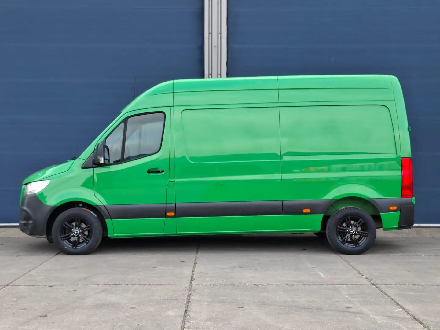 Mercedes-Benz Sprinter 314 2.2 CDI L2H2 AIRCO / CRUISE CONTROLE / NAVI / - 2
