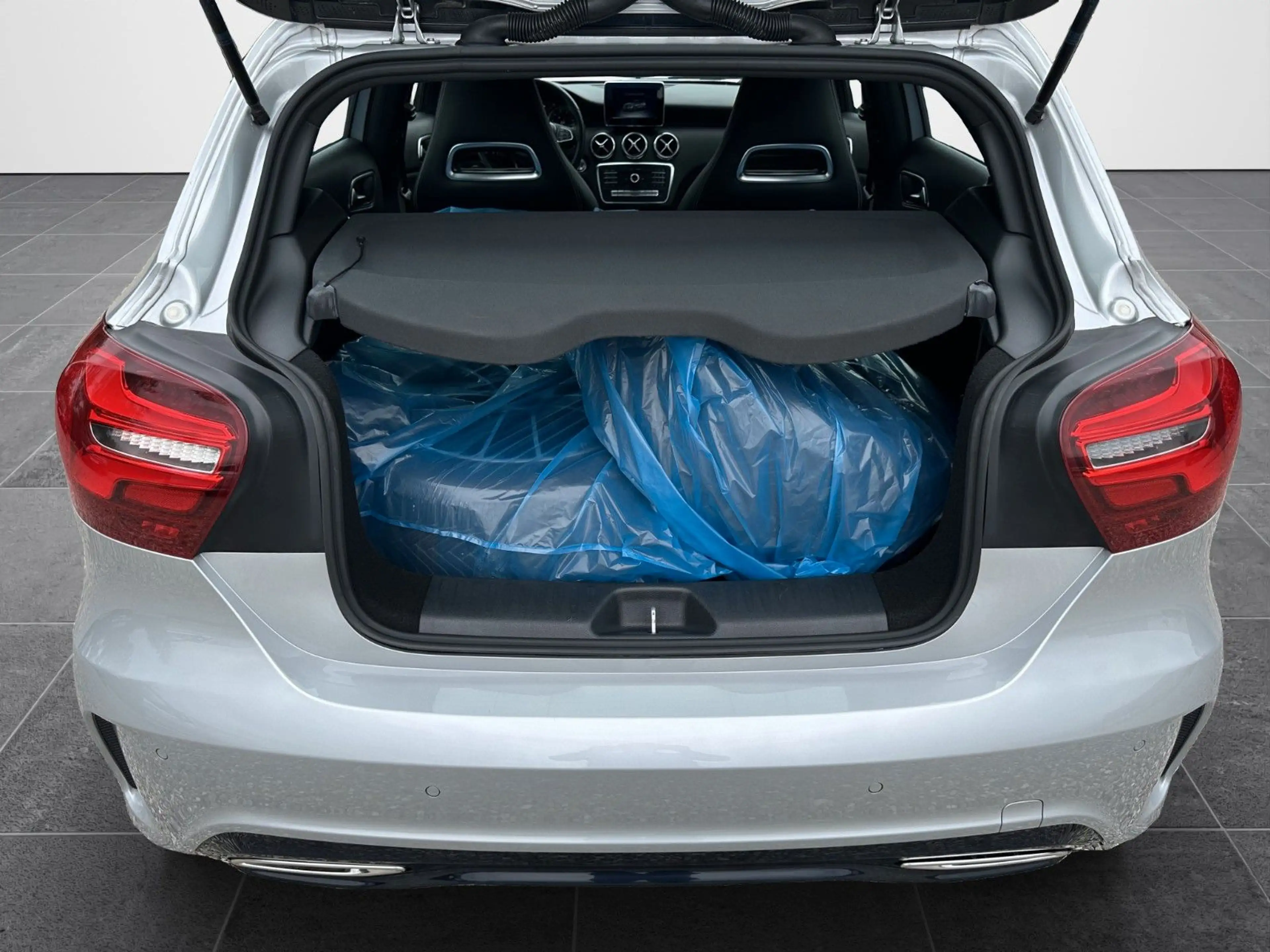 Mercedes-Benz A 200 AMG-Line GARANTIE/APPLE-CAR-PLAY/NOTBREMSA — photo 15