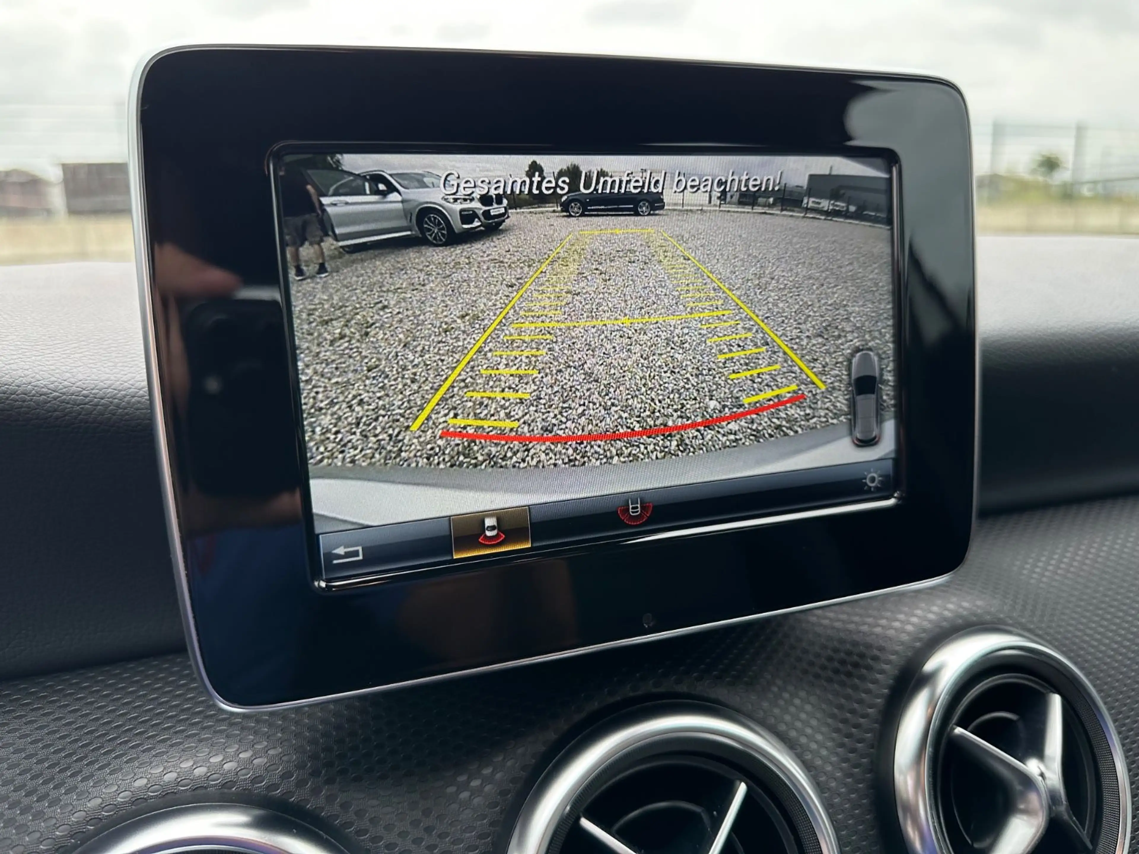 Mercedes-Benz A 200 AMG-Line GARANTIE/APPLE-CAR-PLAY/NOTBREMSA — photo 10