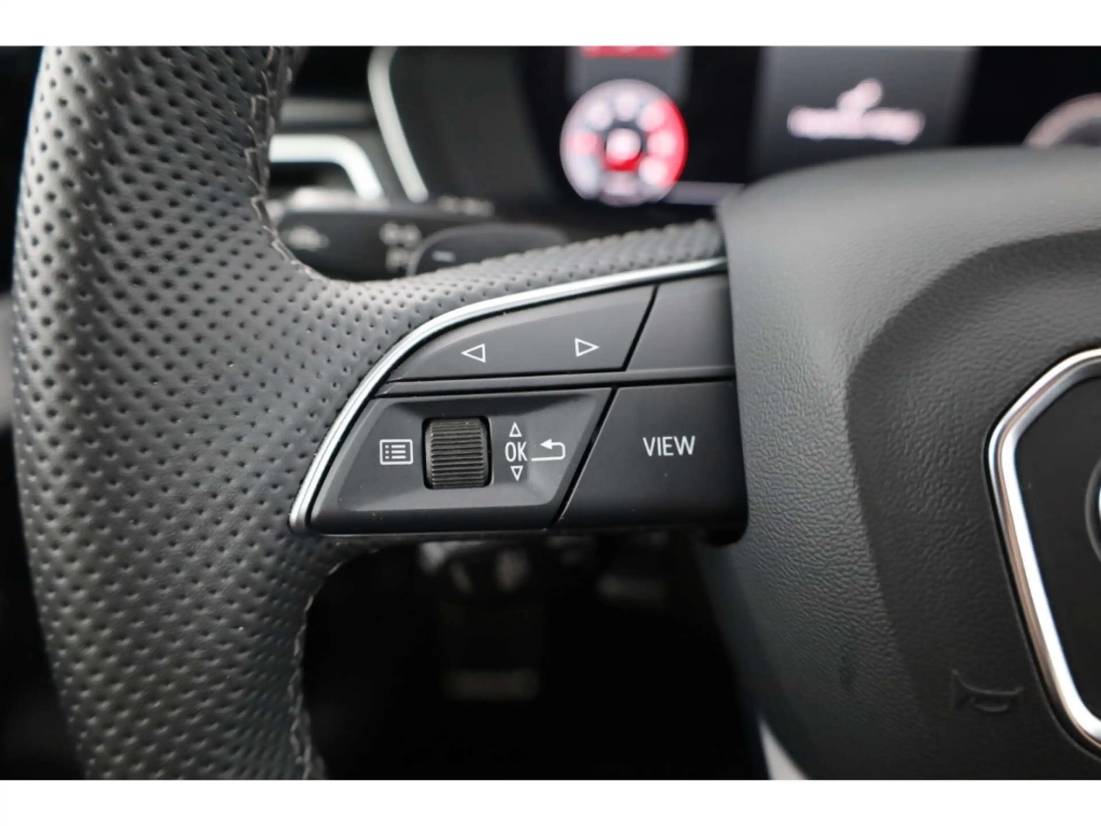 Audi S4 Avant TDI quattro — photo 13
