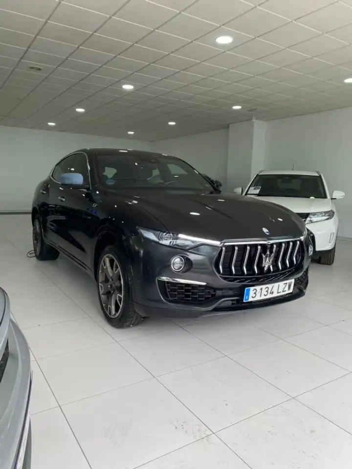 Maserati Levante 2022