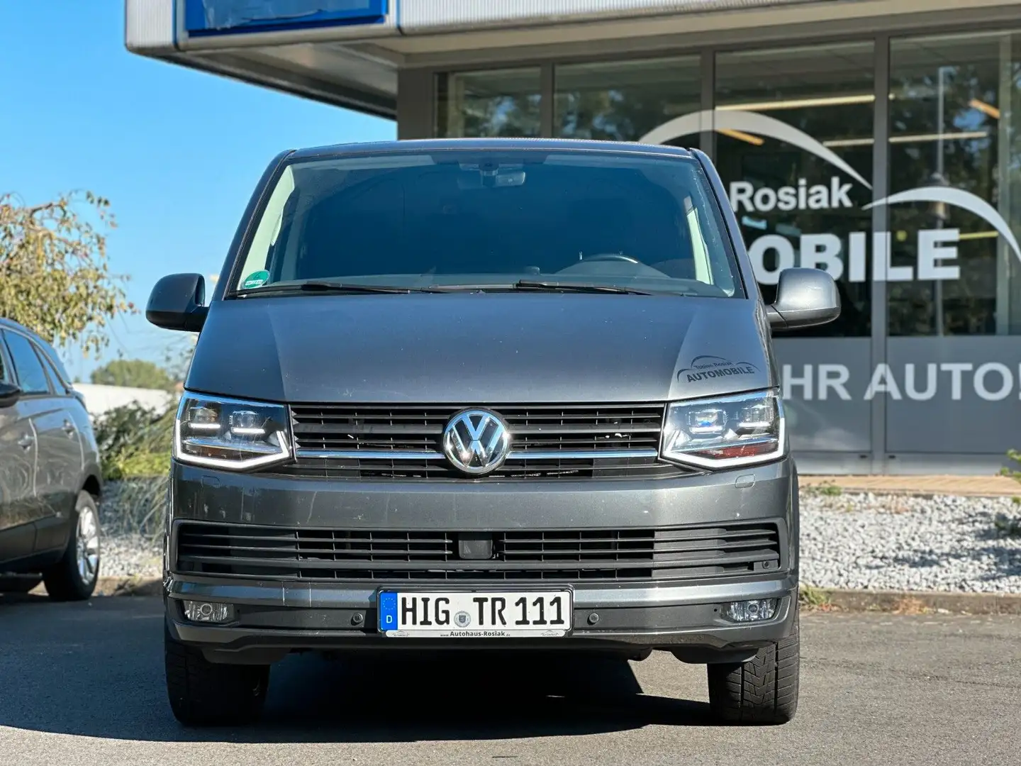 Volkswagen T6 Transporter LR Kasten Standheiz AHK LED ACC Grau - 2
