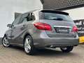 Mercedes-Benz B 200 d 4Matic  Style Edition*1Hand*NAVI*AHK*PDC Gris - thumbnail 3