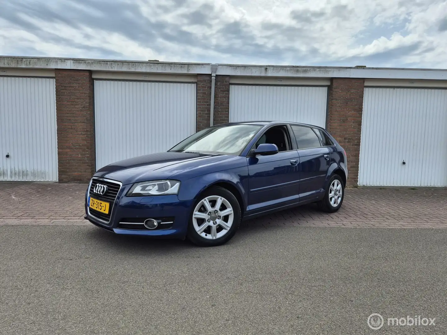 Audi A3 Sportback 1.4 TFSI / Nieuwe Ketting / Nieuwe Versn Blauw - 1