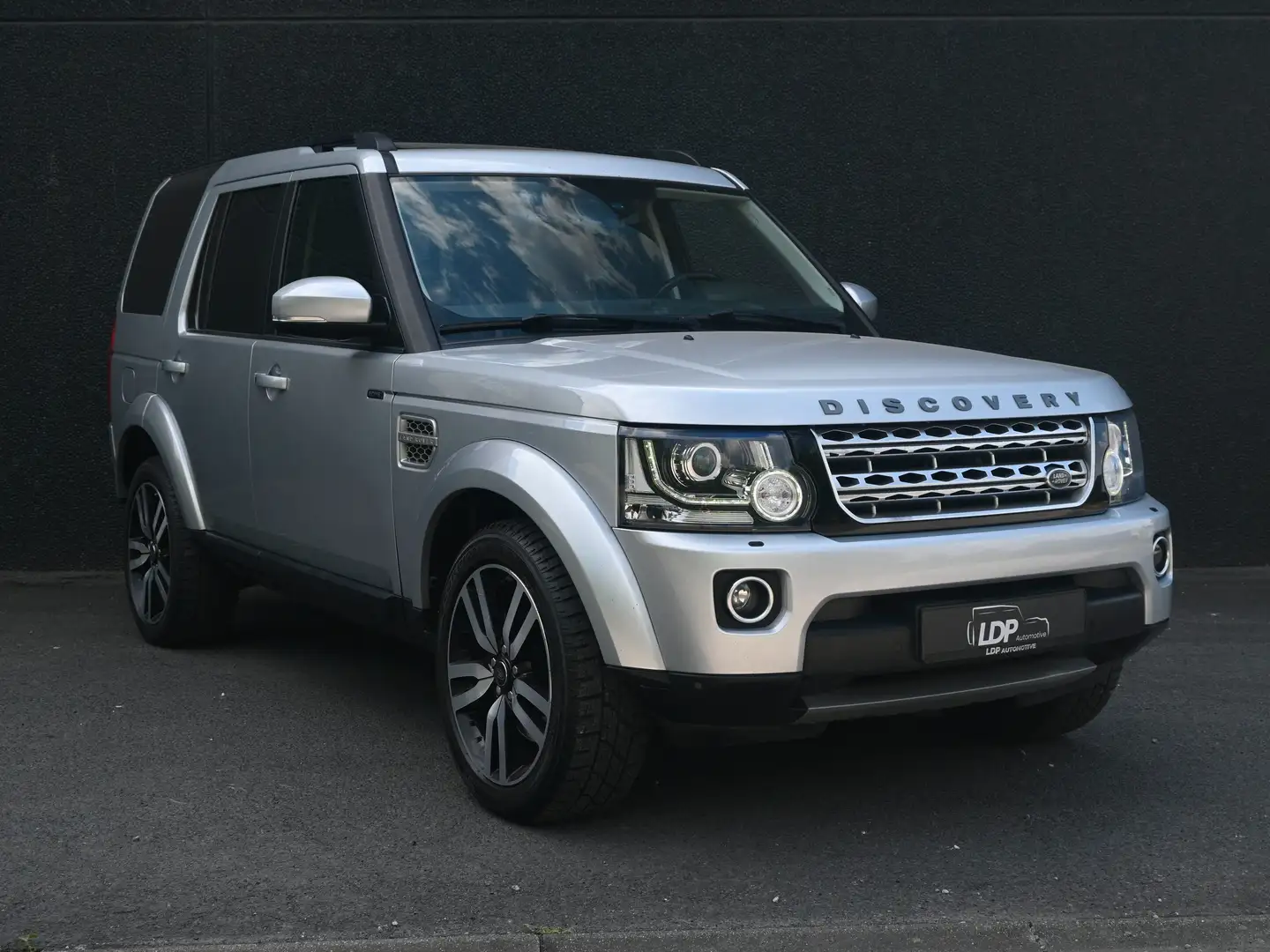 Land Rover Discovery 3.0 SDV6 HSE LUXURY Plateado - 2